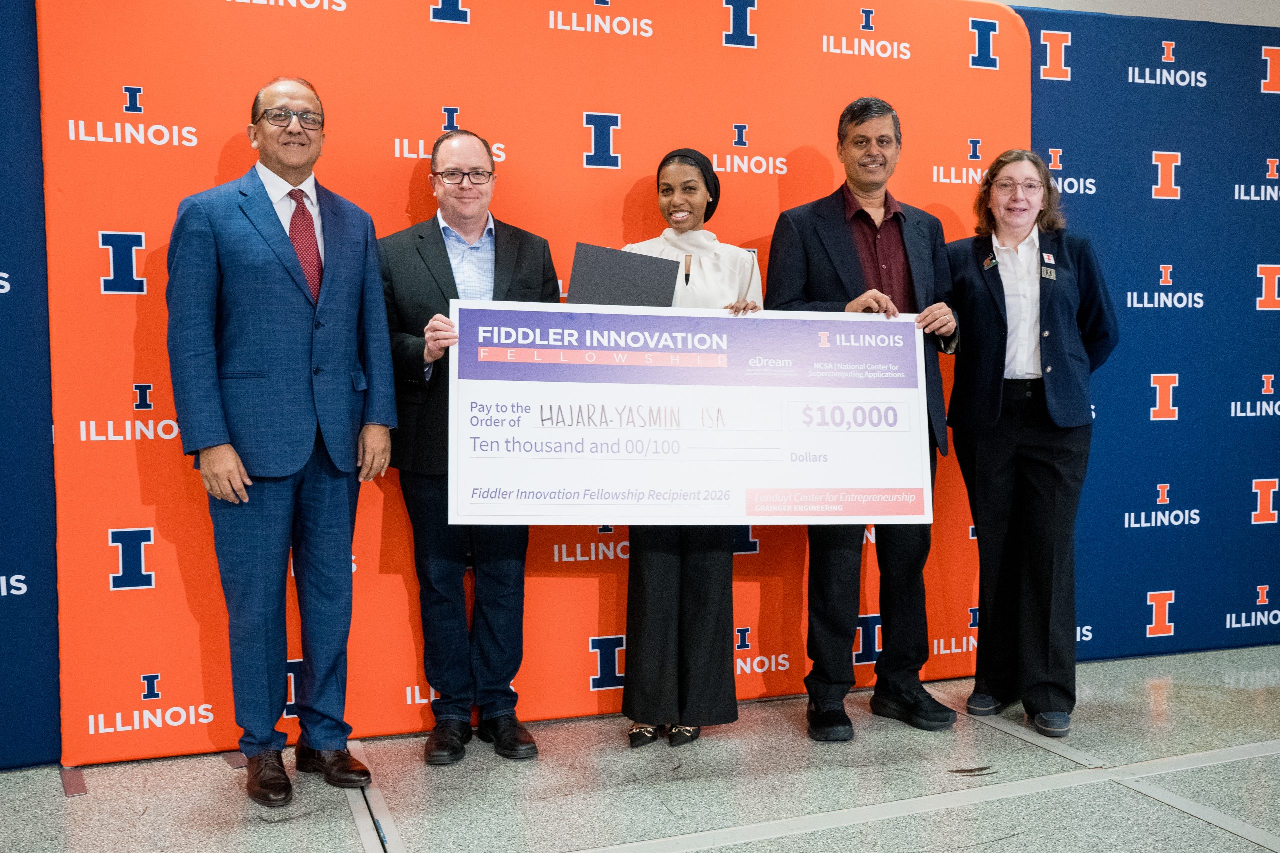 Hajara-Yasmin Isa presented with the 2026 Fiddler Innovation Fellowship award